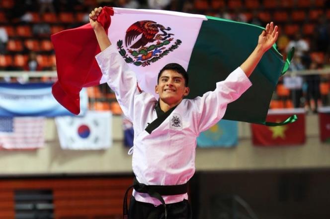 México arrasa con medallas en Mundial de Taekwondo.