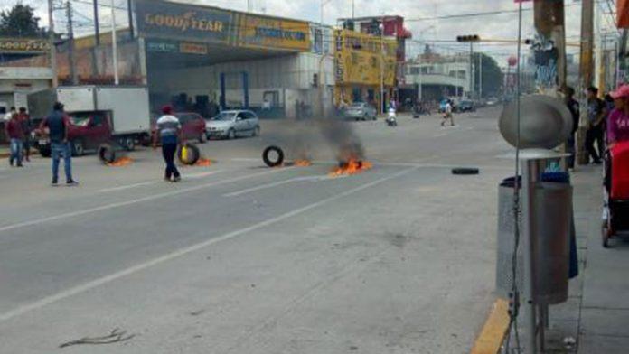 Robaron dos cadáveres de un hospital para impedir su traslado al servicio forense en Puebla
