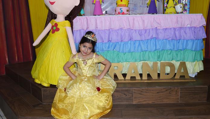 Miranda Villasana Bella princesa festeja su cumpleaños