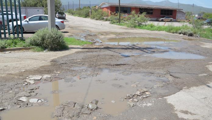 Deplorables calles en la Ramos Arizpe