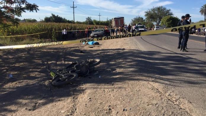 Niño de 12 años en motocicleta muere atropellado en Culiacán