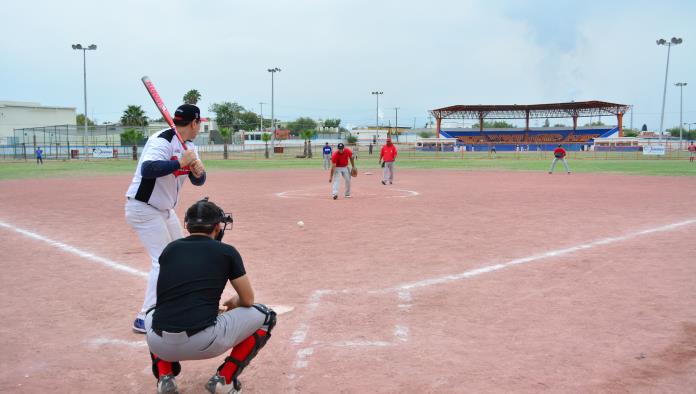 Regresa el Softbol Municipal Nocturno