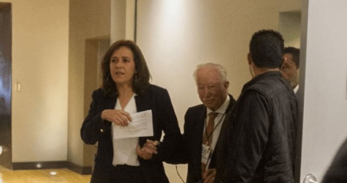 Margarita Zavala oficializa renuncia a candidatura ante INE