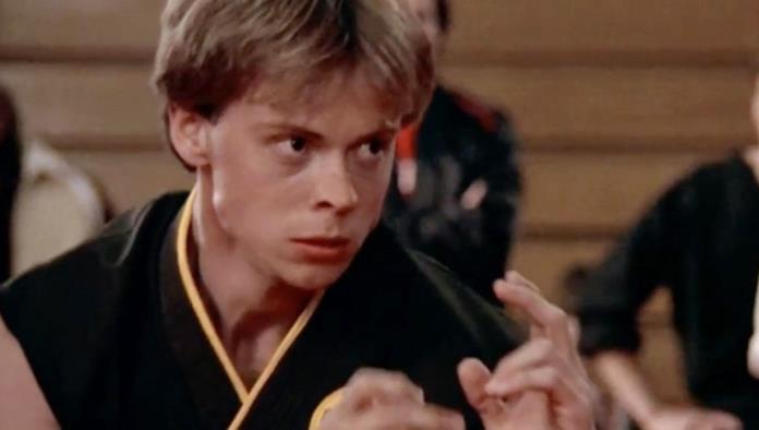 Fallece actor de Karate Kid