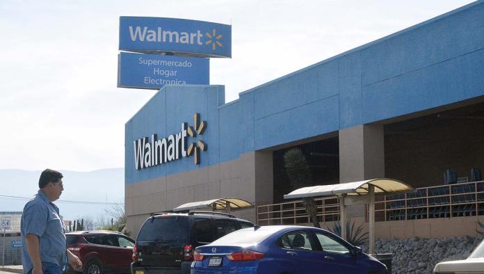 El Walmart desabasto  de bolsas ecológicas y de plastico