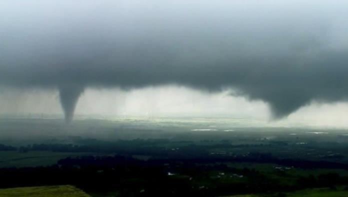 Videos. Las impresionantes imágenes del tornado en Oklahoma