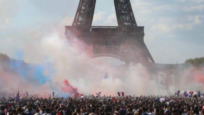 Así festejan los franceses ser campeones del mundial Rusia 2018