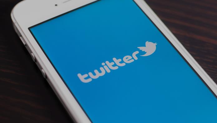 Twitter suspende un millón de cuentas
