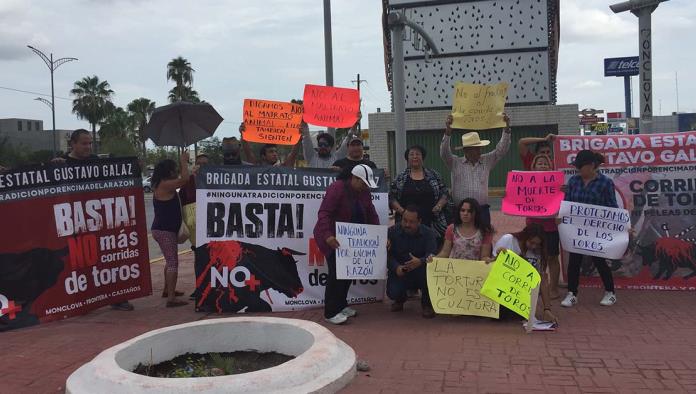 Protestan contra  corridas de toros