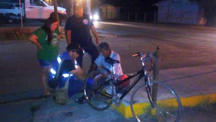 Arrollan a ciclista en el cruce de libramiento Mendoza Berrueto y Mina