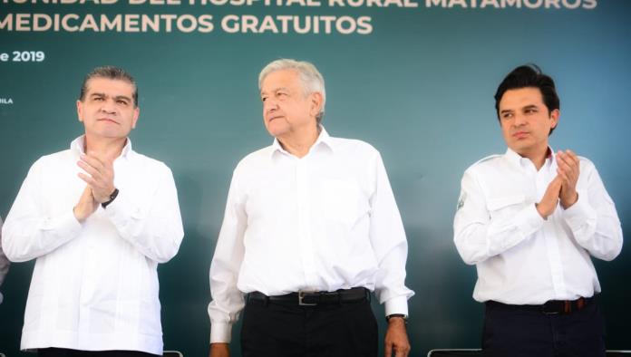 RECORREN AMLO Y RIQUELME HOSPITAL RURAL EN MATAMOROS