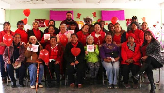 Realiza DIF Coahuila convivencia con adultos mayores