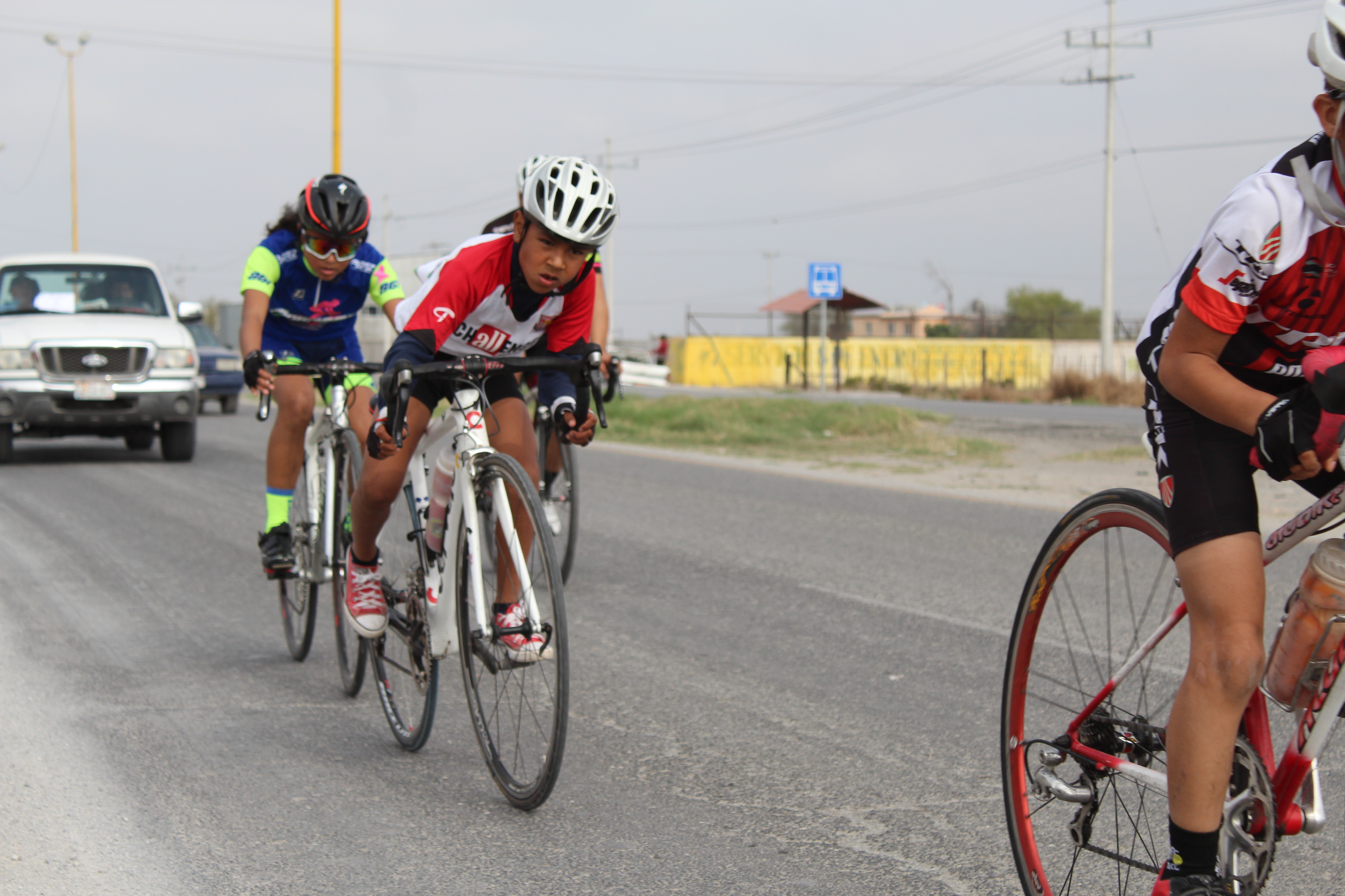 Van por homenaje ciclista