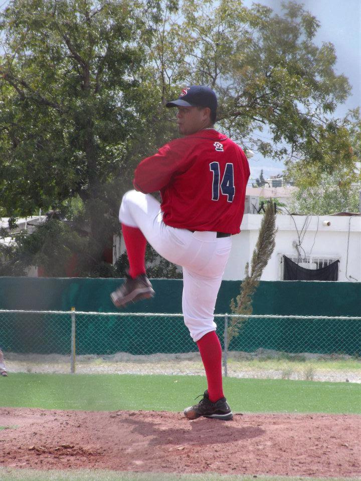 El hombre con pasión y amor por el béisbol