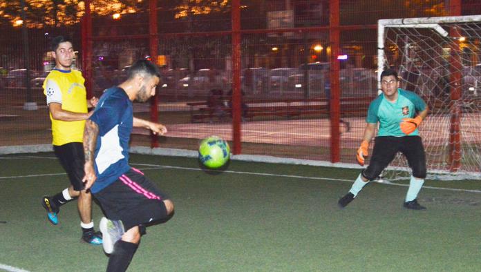 Deportivo Saucedo sacude las redes de Las Canchas