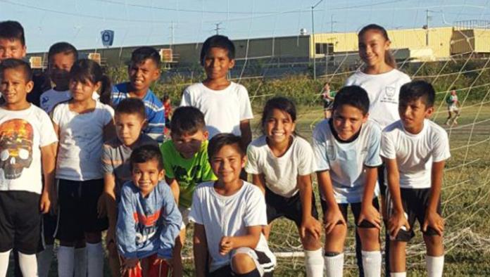 Cracks demostrando su calidad venciendo a Lobos con goleada incluida