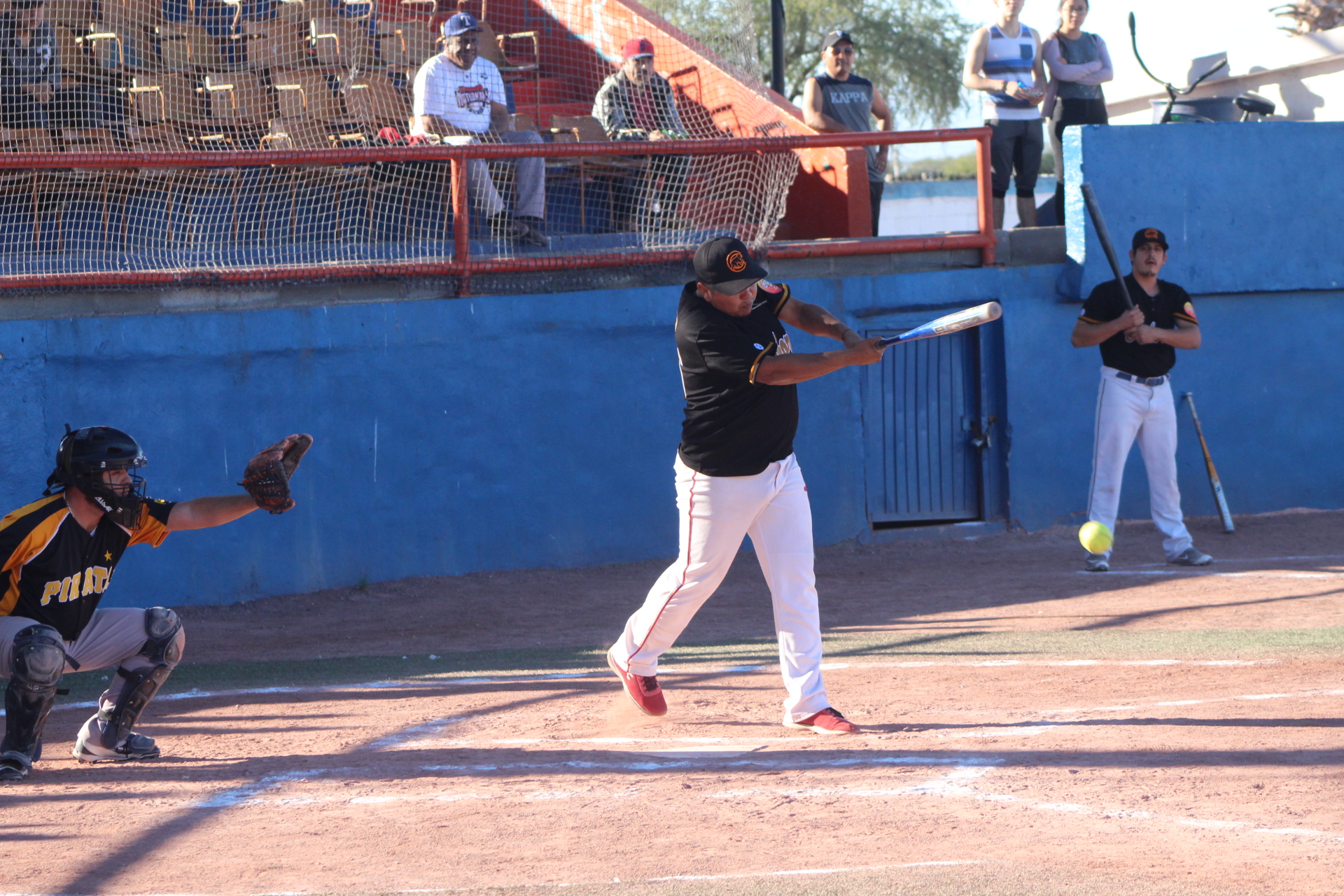 Diamonds venció a los Cachorros