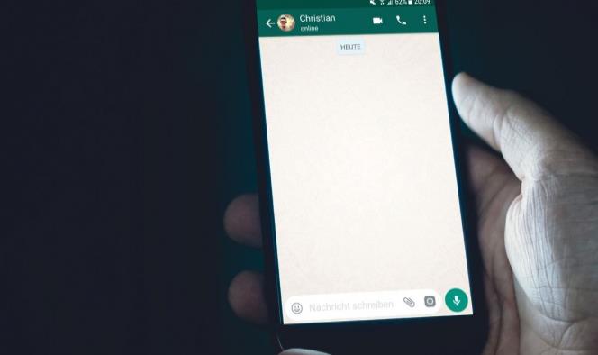 WhatsApp va contra links maliciosos y mensajería masiva