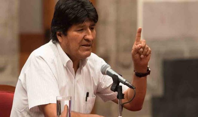 Evo Morales lamenta insultos contra López Obrador