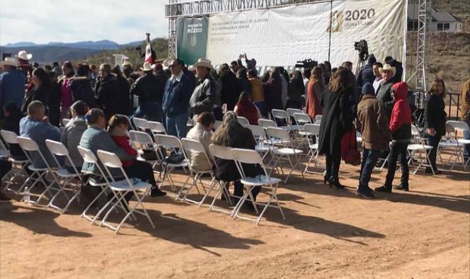 López Obrador se reúne con familias LeBarón y Langford