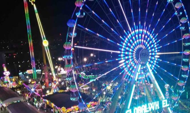 Cuatro niñas caen de juego mecánico en la Feria de León