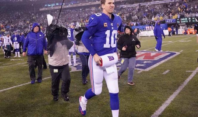 Tom Brady muestra ‘resentimiento’ con Eli Manning