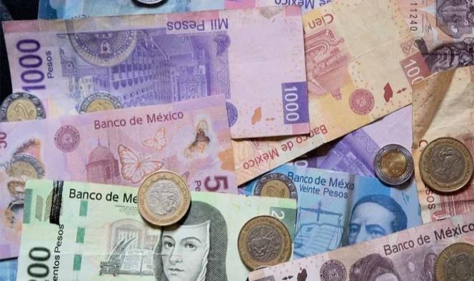 Peso cae a mínimo histórico por temor a coronavirus