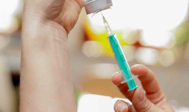 Hay 120 posibles vacunas contra el coronavirus, anuncia la OMS