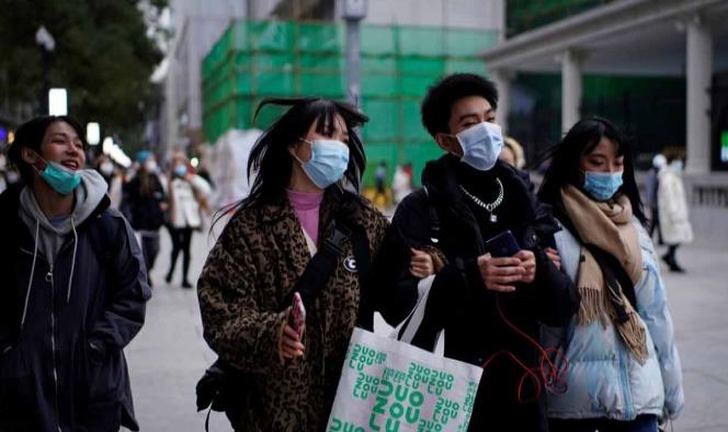 Mujer que reportó inicio de pandemia en Wuhan podría ir a prisión
