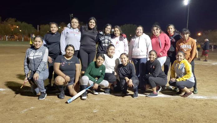Rol de juegos en la Municipal de Softbol Femenil