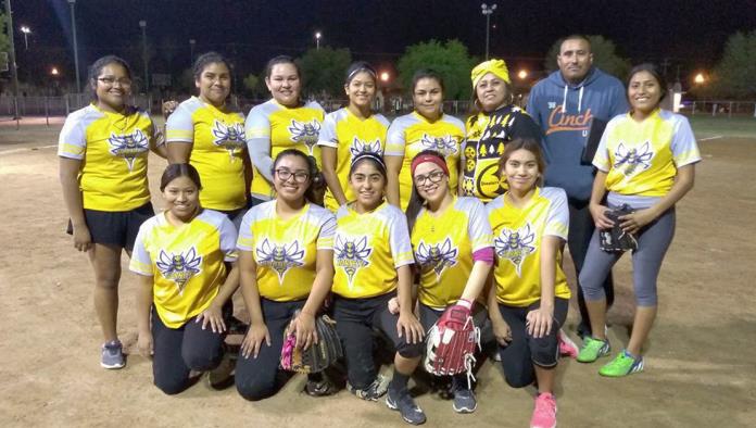 Rol de juegos en la Liga de Softbol Femenil Nocturna