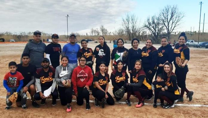 Las Fénix buscan tomar vuelo en el softbol femenil