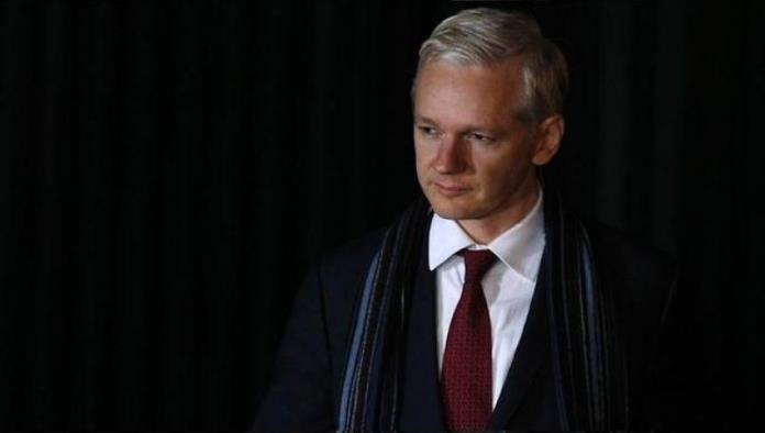 Trump ofrece indulto a Assange a cambio de revelar quién extrajo correos durante la campaña de 2016