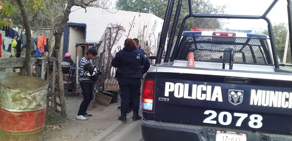 Individuo golpea a menor de 3 años