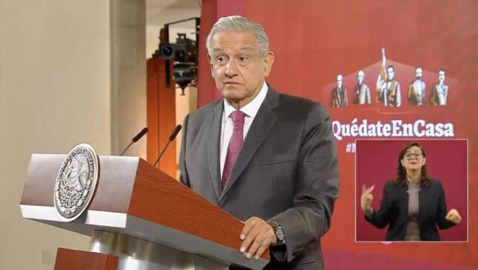 AMLO anuncia compra de ambulancias con aguinaldos de funcionarios