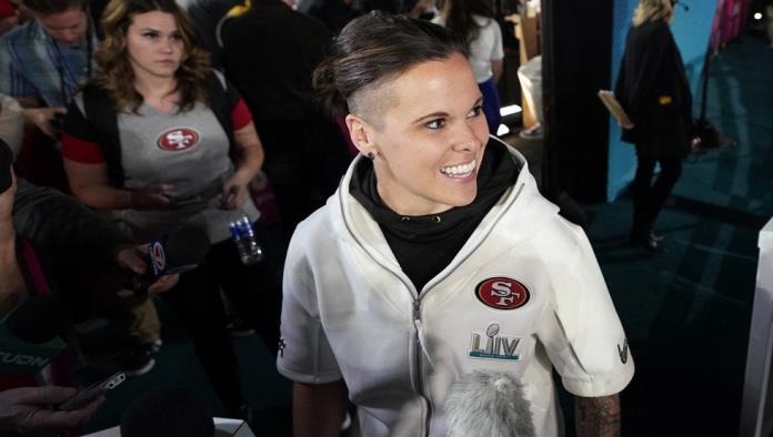 Ella es Katie Sowers, la mujer que hará historia en el Super Bowl de la NFL