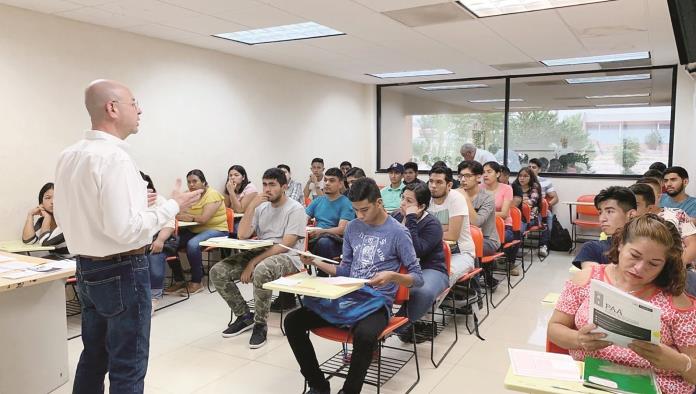 Escuelas de  Monclova y  sus carreras