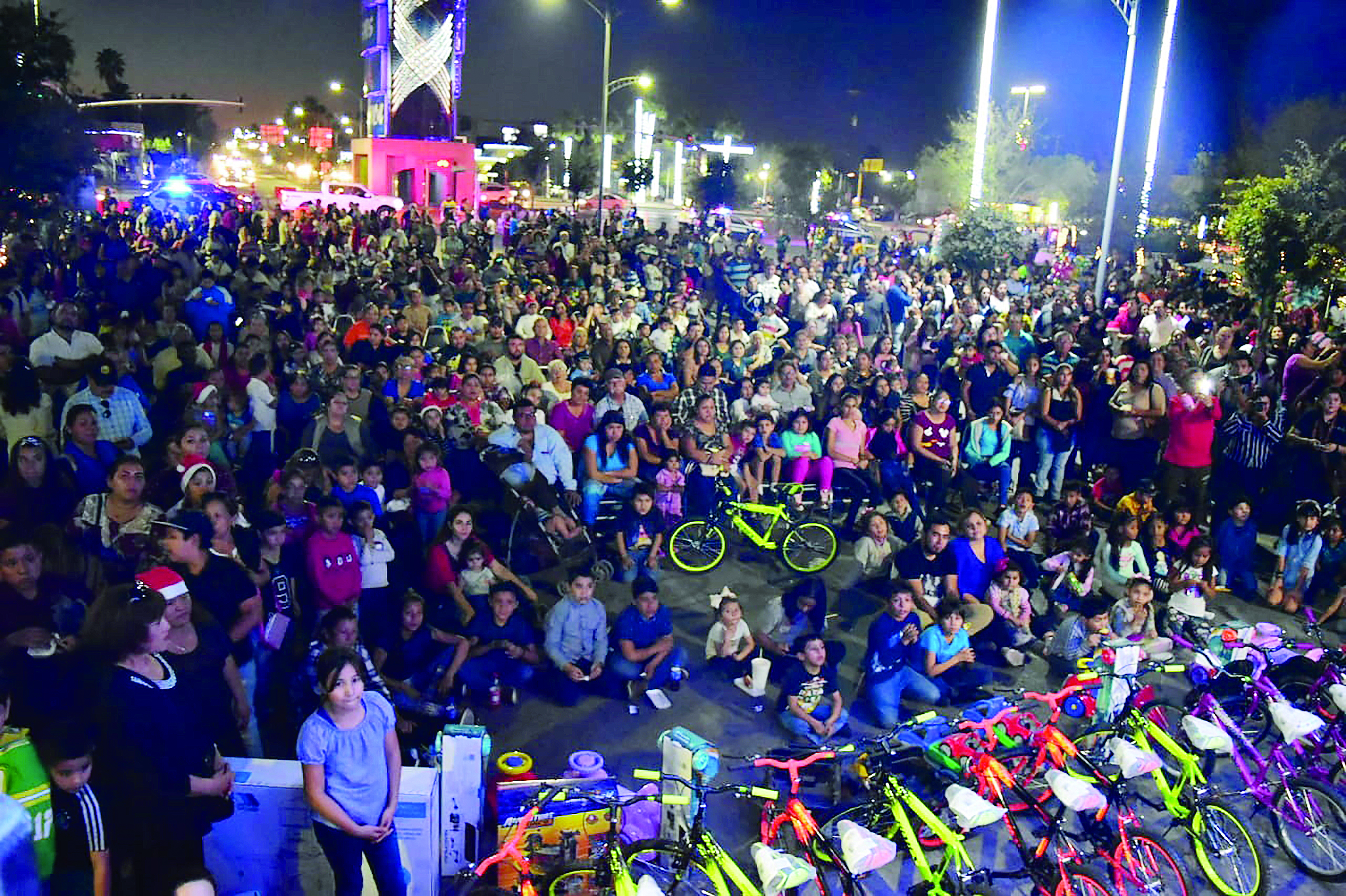 Cepillín asisitó al Festival Navideño