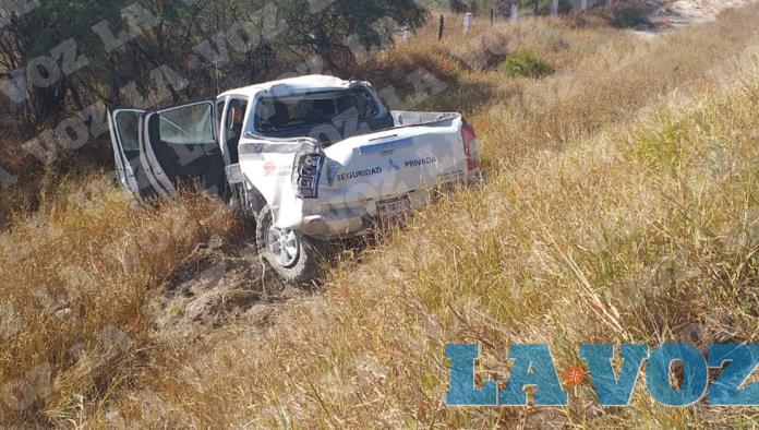 Destroza auto prestado y camioneta del año