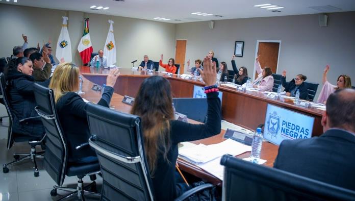 Aprueban importantes acuerdos por unanimidad