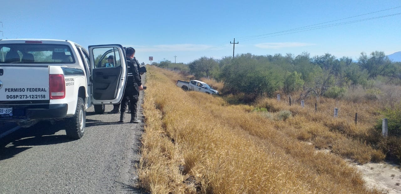 Destroza auto prestado y camioneta del año