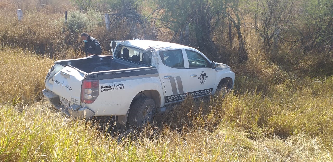 Destroza auto prestado y camioneta del año