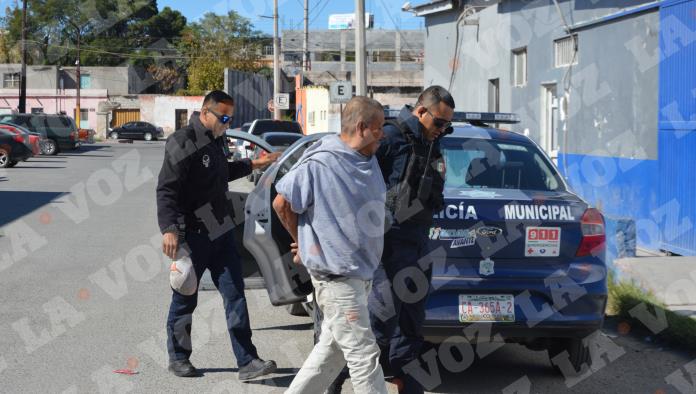 Molestaba  El Charro  en tortillería