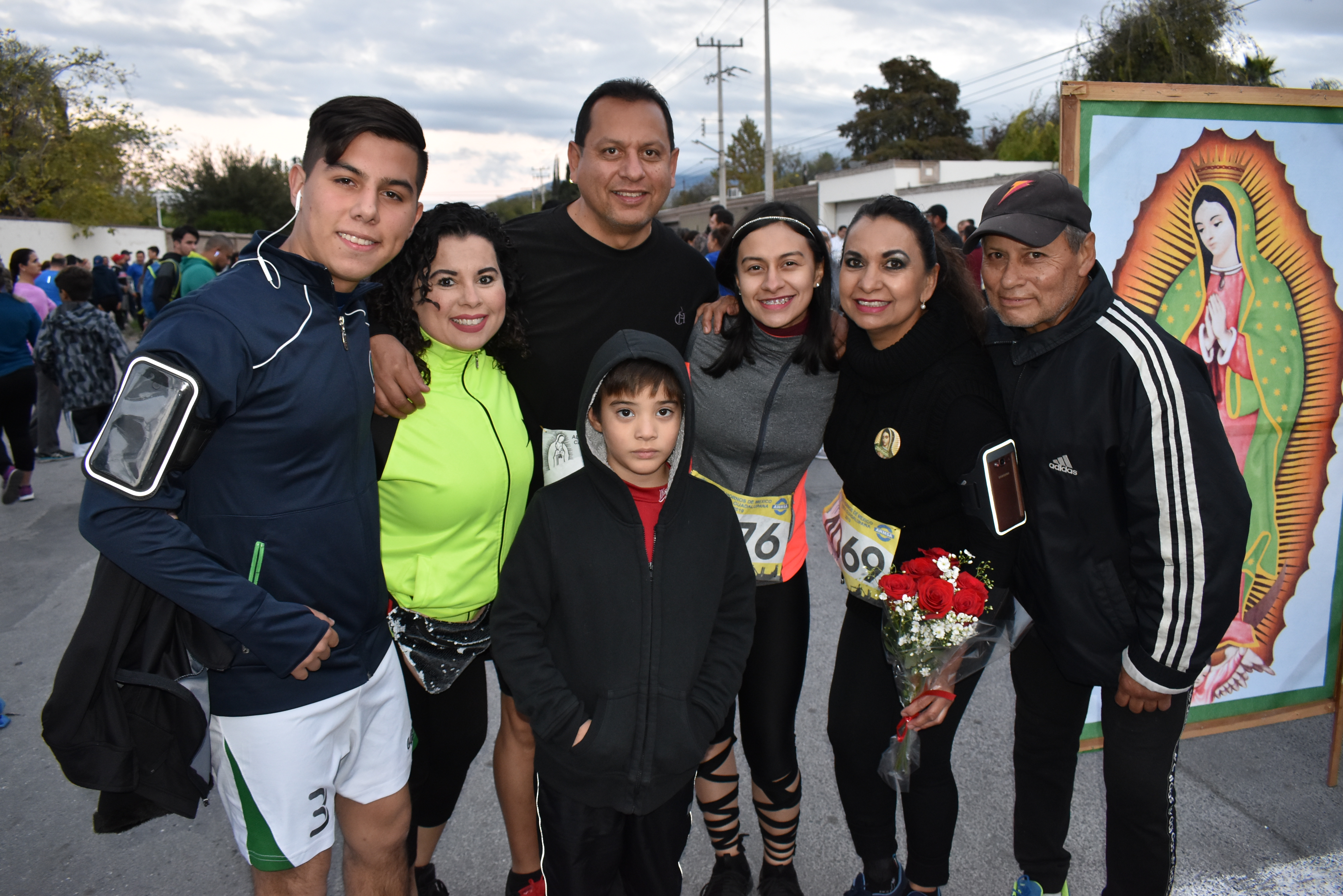 Casi 2000 atletas muestran su devoción por la Guadalupana