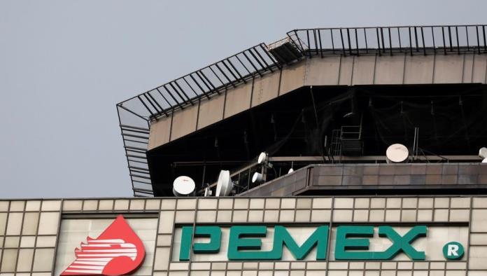 Destituyen a directivo de Pemex por presunto desvío de recursos