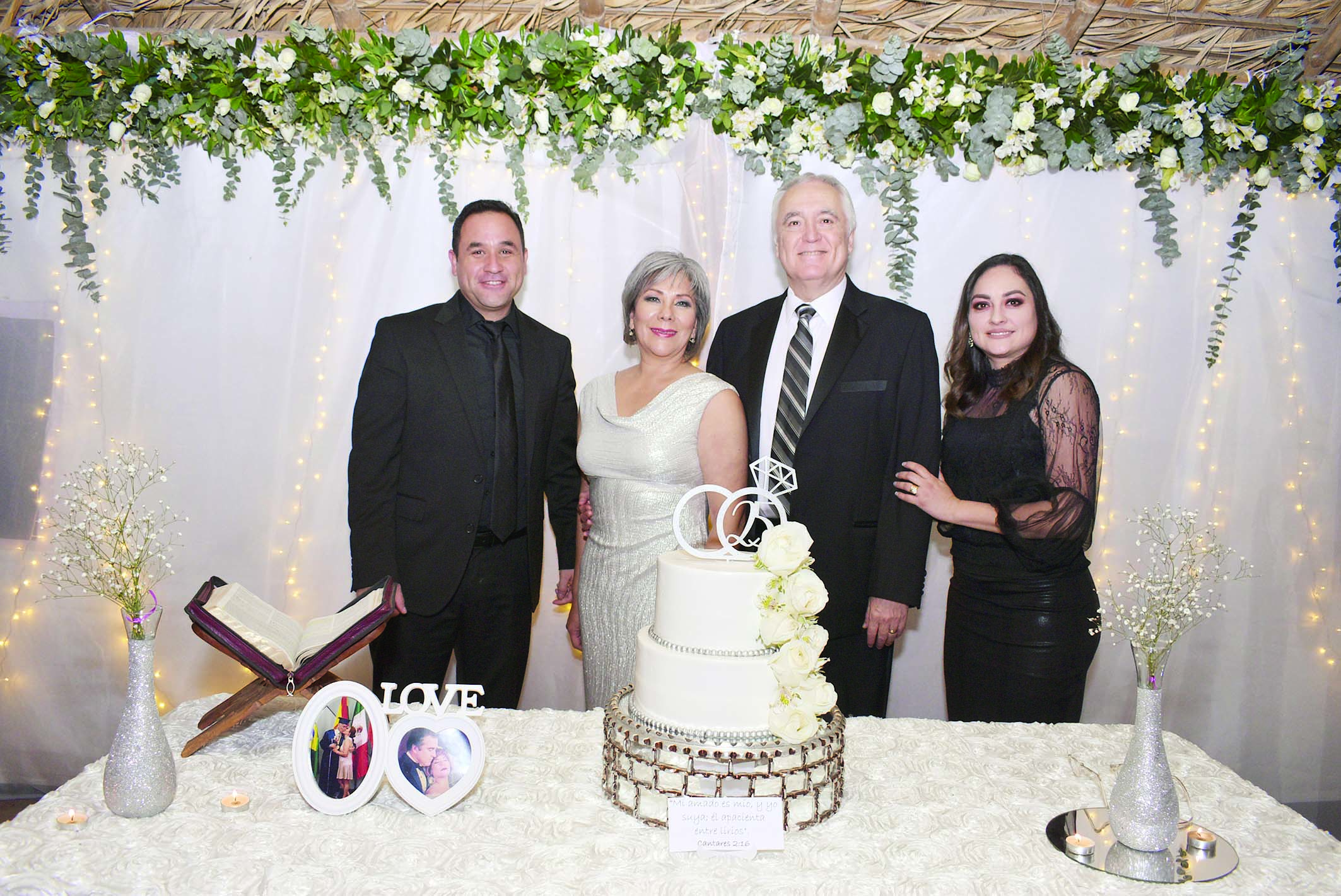 Alina & José Eleazar celebran sus bodas de plata