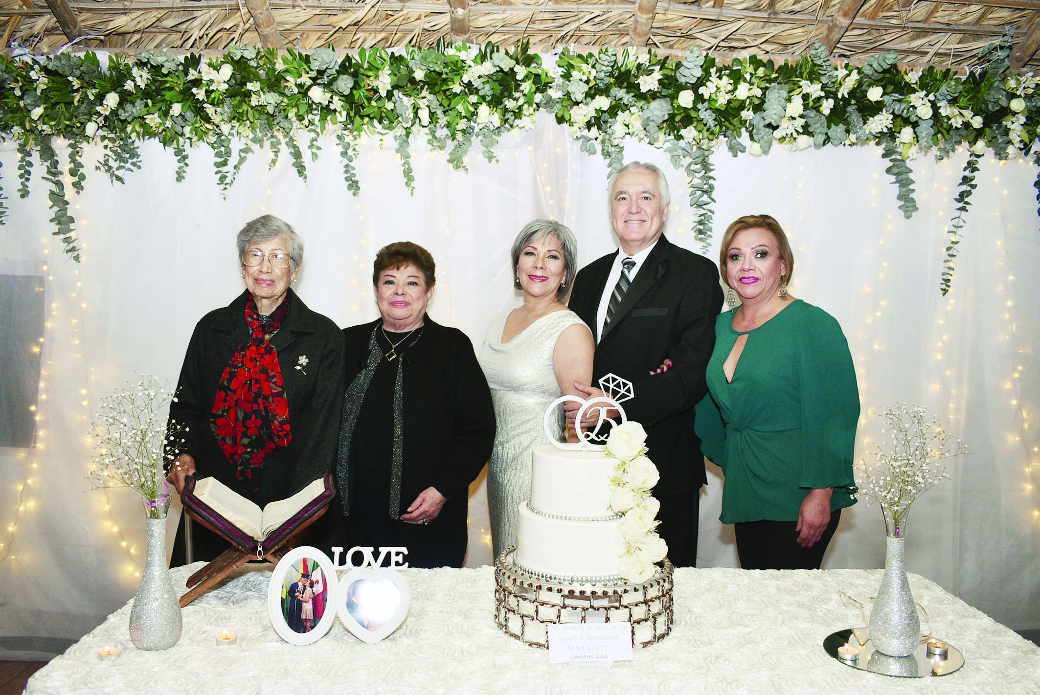 Alina & José Eleazar celebran sus bodas de plata