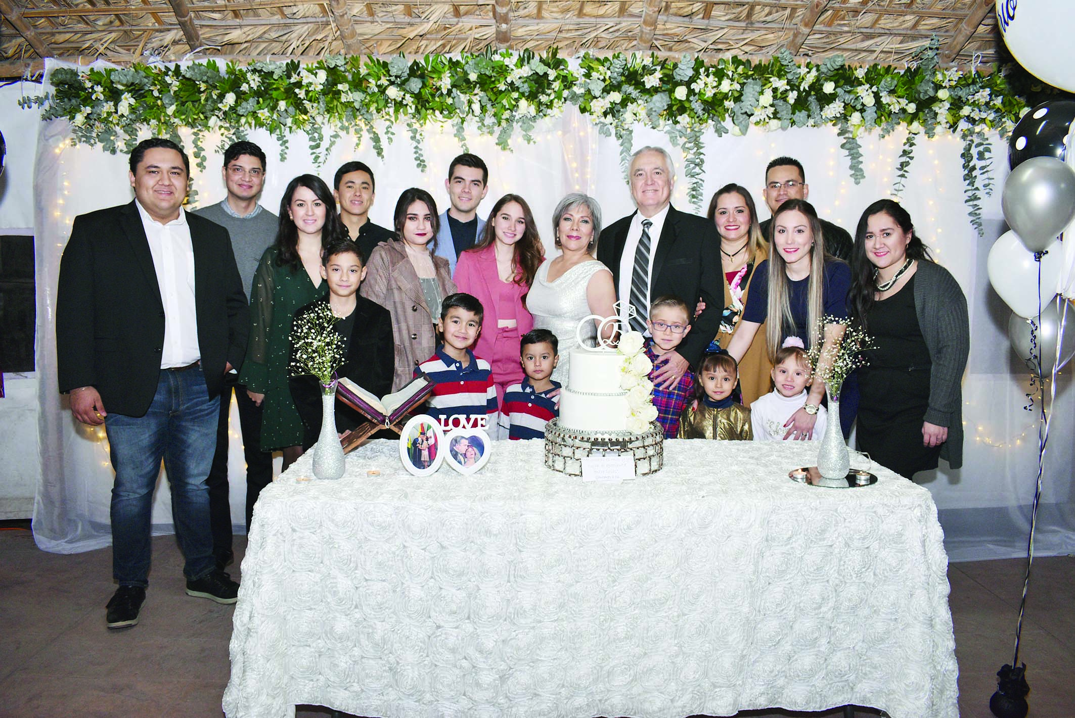 Alina & José Eleazar celebran sus bodas de plata