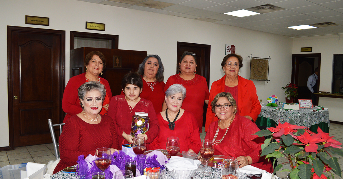 En el Club Mujer de Hoy reina la alegría