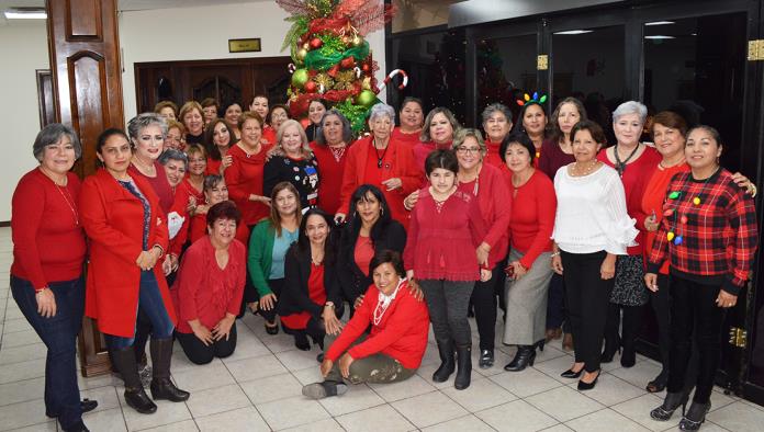 En el Club Mujer de Hoy reina la alegría